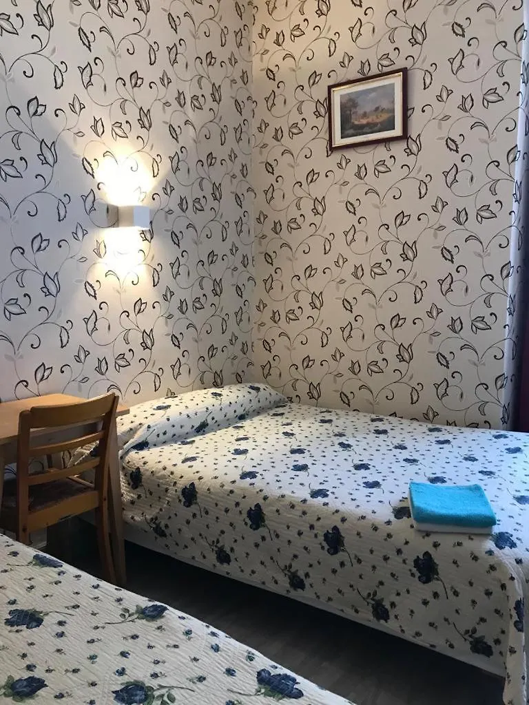 Hotel Saint Fracois Xavier Λούρδη